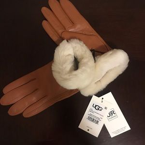 UGG Shorty Tech Glove